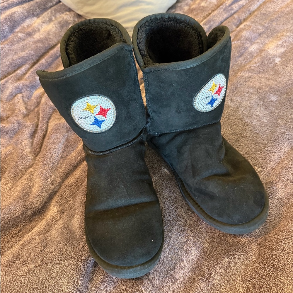 Pittsburgh Steelers Football Women’s Size 10 Bedazzled Black Faux Fur Boots
